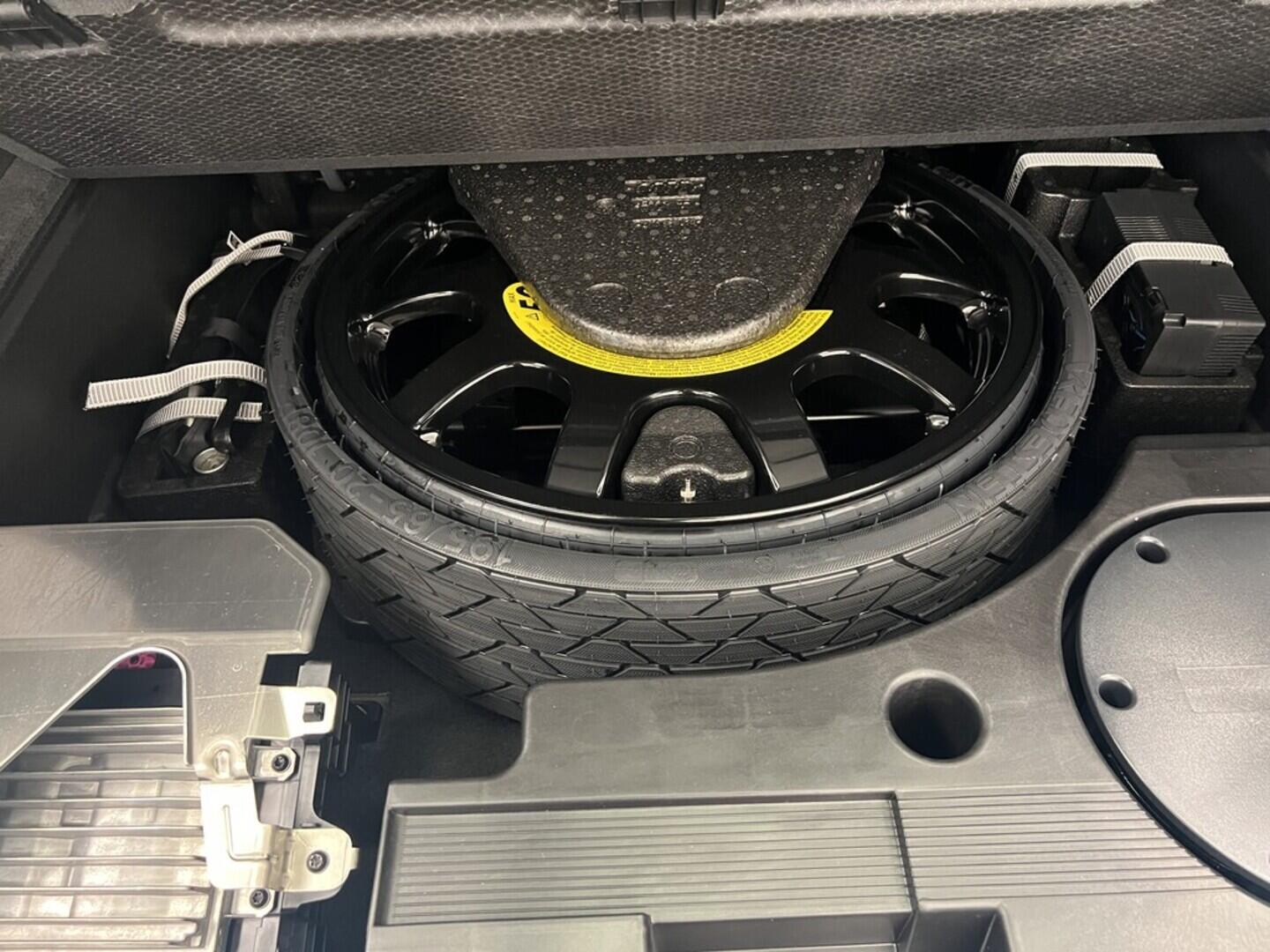 O531001542_18.webp_Q7 SUV S line TDI quattro 210 kW