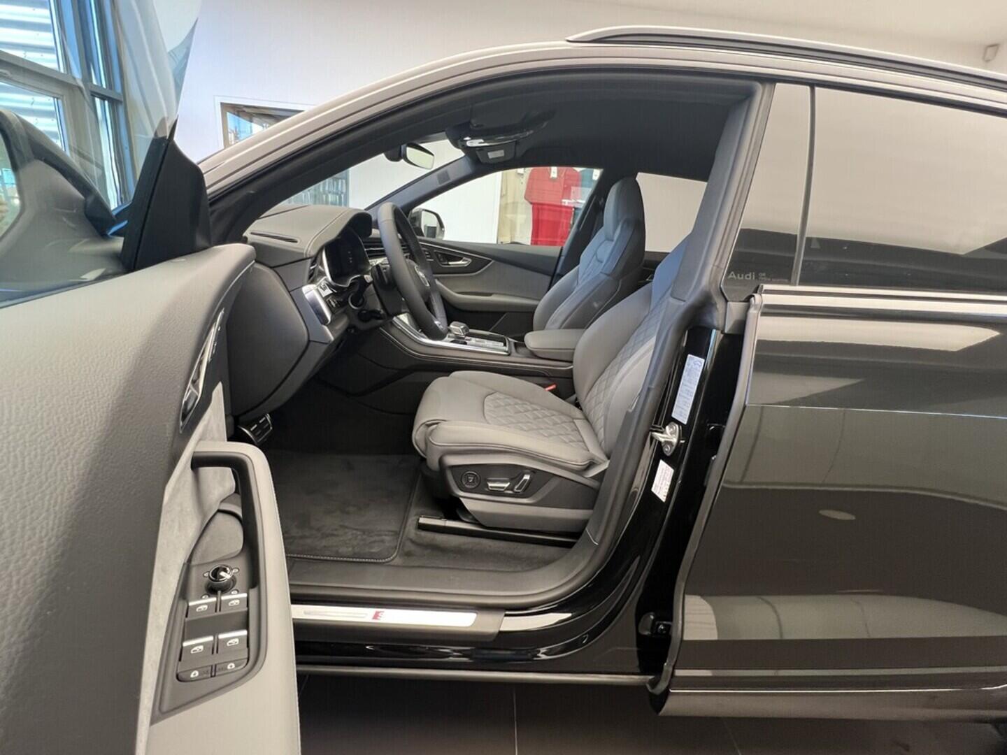 O531001547_15.webp_Q8 SUV 60 TFSI e quattro 360 kW