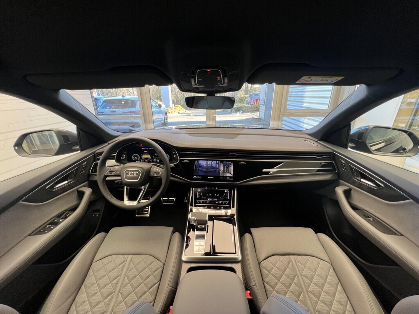 O531001547_19.webp_Q8 SUV 60 TFSI e quattro 360 kW