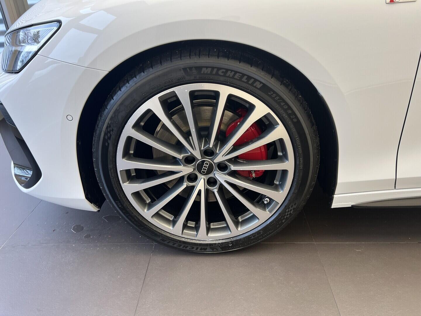 O531001584_14.webp_A6 Avant TDI quattro  220 kW