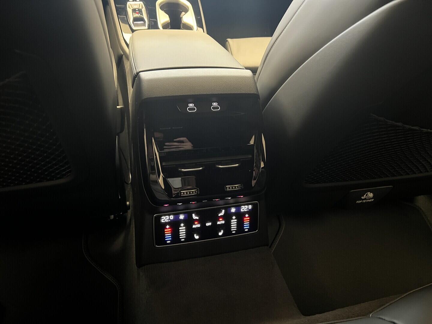 O531001584_31.webp_A6 Avant TDI quattro  220 kW