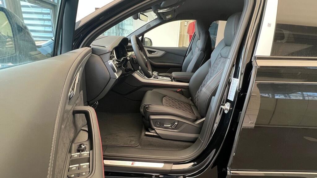 O531001585_15.webp_Q7 SUV S line TDI quattro 210 kW