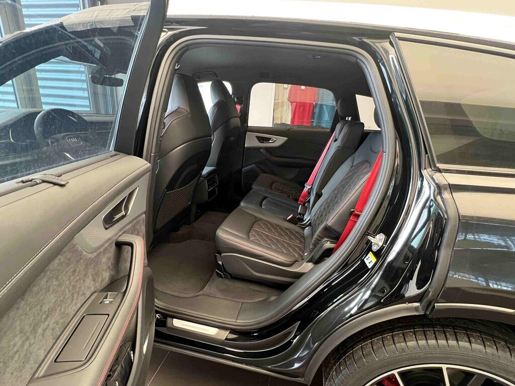 O531001585_16.webp_Q7 SUV S line TDI quattro 210 kW