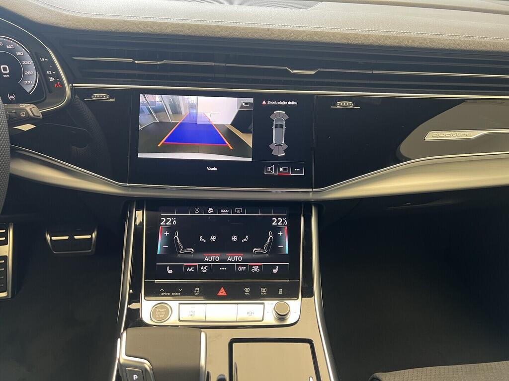 O531001586_21.webp_Q7 SUV S line TDI quattro 210 kW