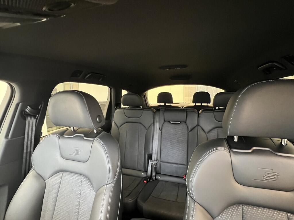 O531001587_20.webp_Q7 SUV S line TDI quattro 210 kW