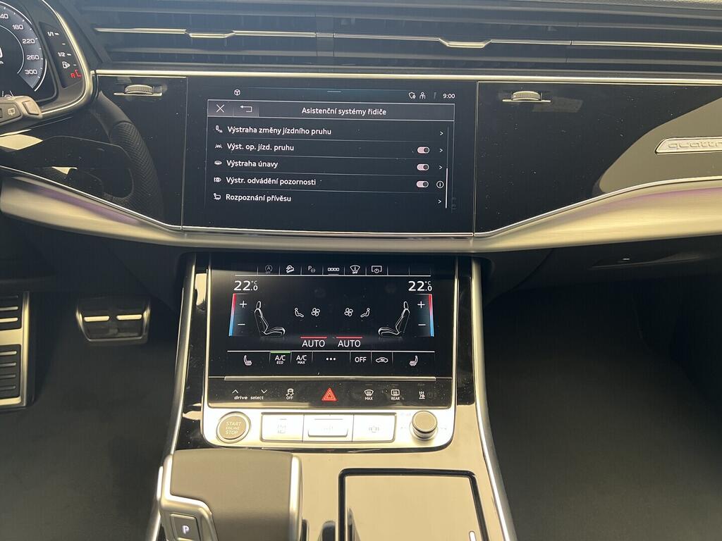 O531001587_26.webp_Q7 SUV S line TDI quattro 210 kW