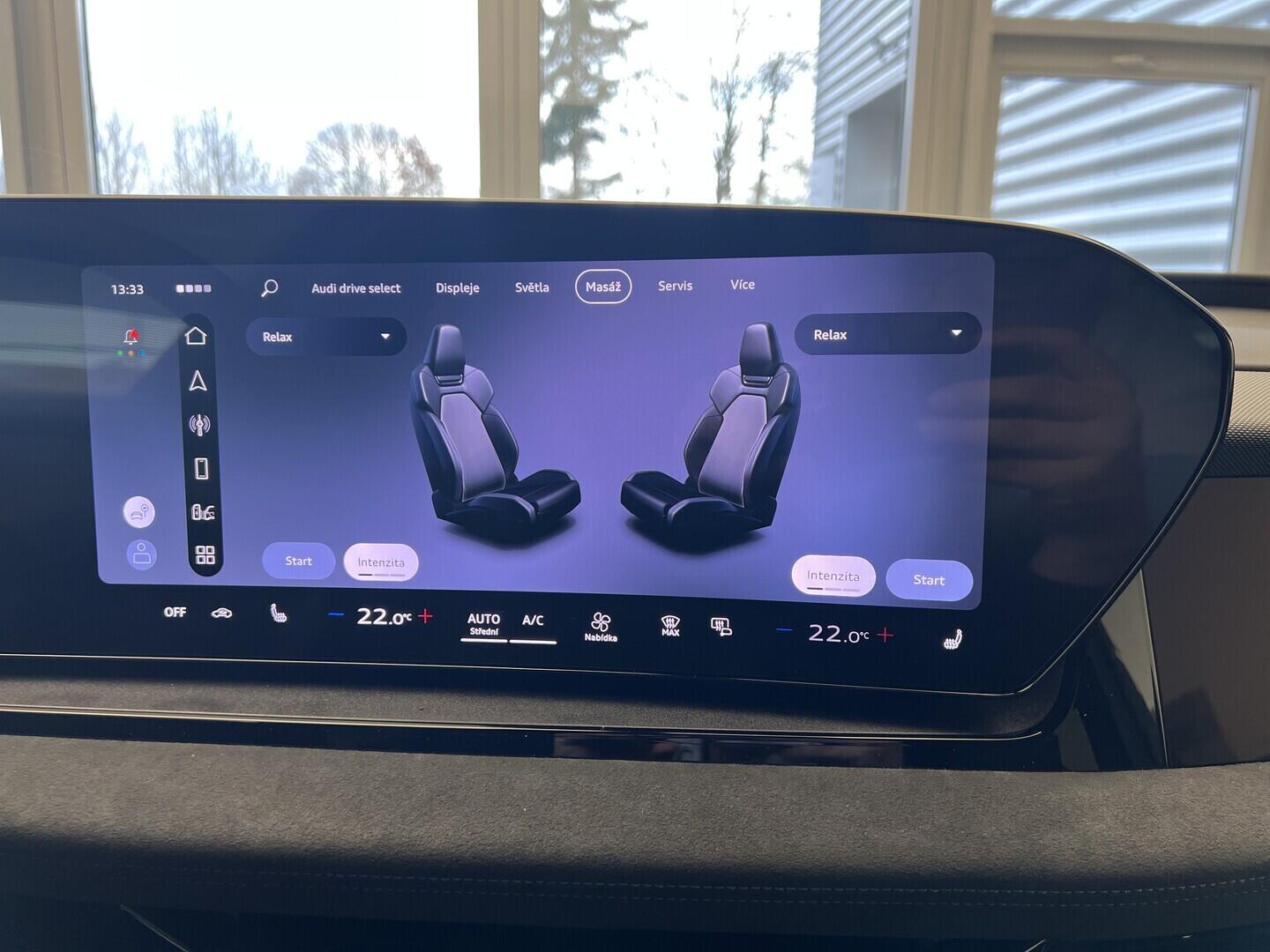 O531001604_21.webp_Q6 SUV e-tron quattro 315 kW