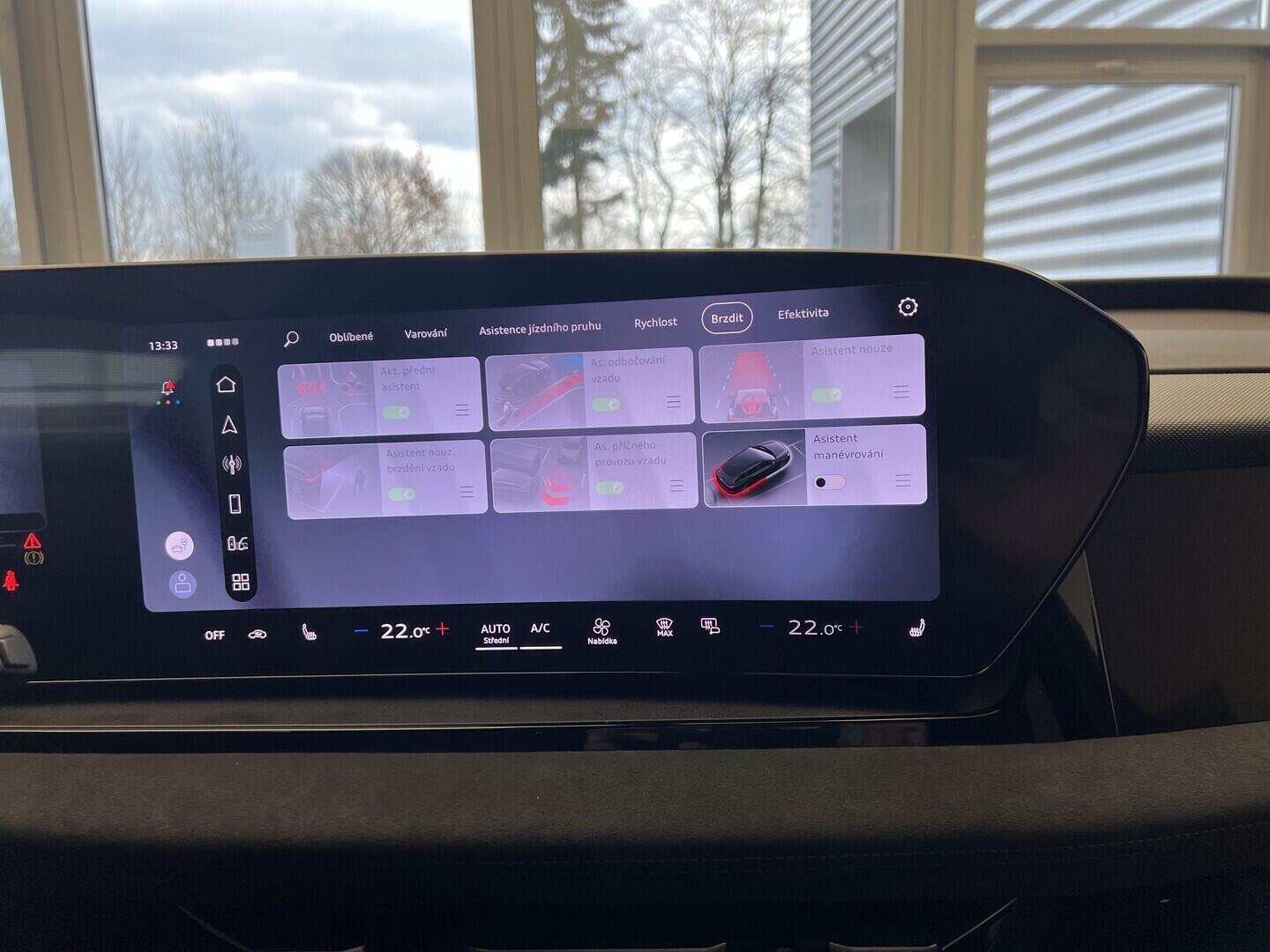 O531001604_25.webp_Q6 SUV e-tron quattro 315 kW