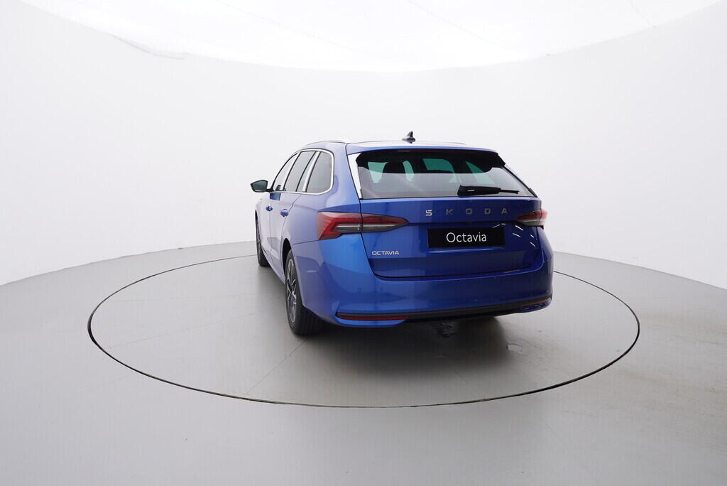O611003794_13.webp_Octavia Combi Top Selection 1,5 TSI m-HEV 85 kW 7AP