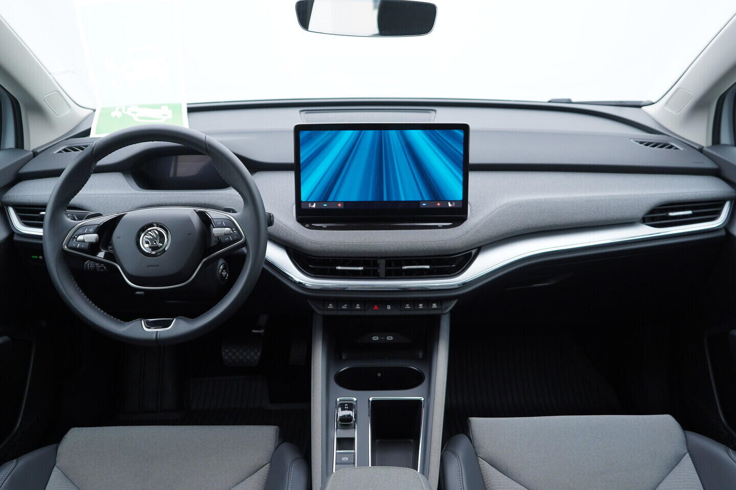 O611003928_19.webp_ENYAQ 82 kWh 210 kW