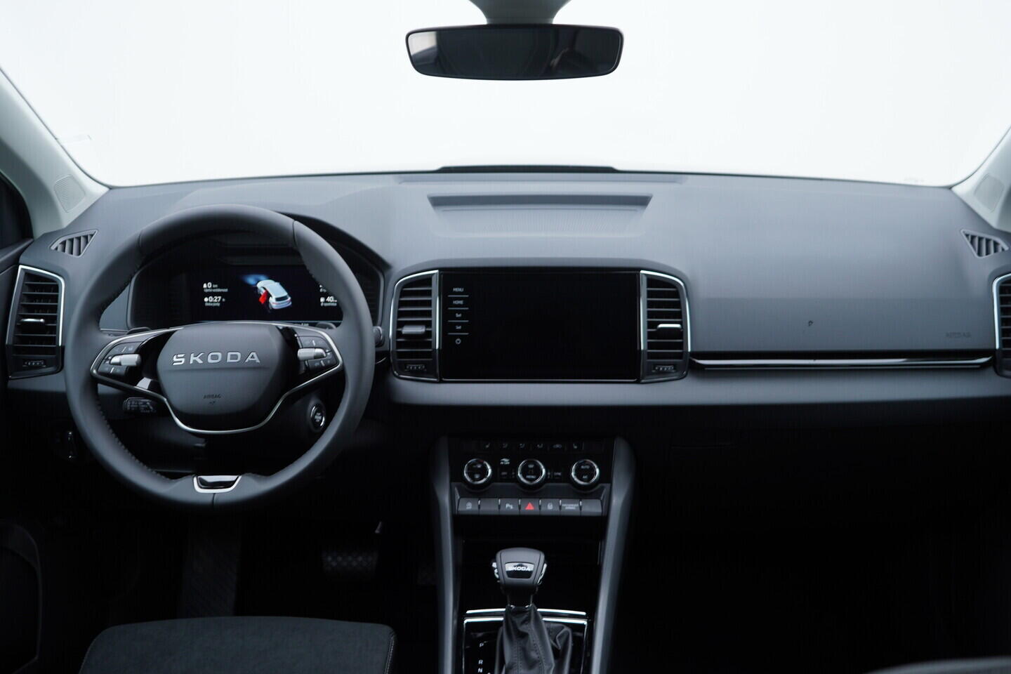 O611004318_19.webp_ŠKODA Karoq 130 let Premium 1,5 TSI 110 kW