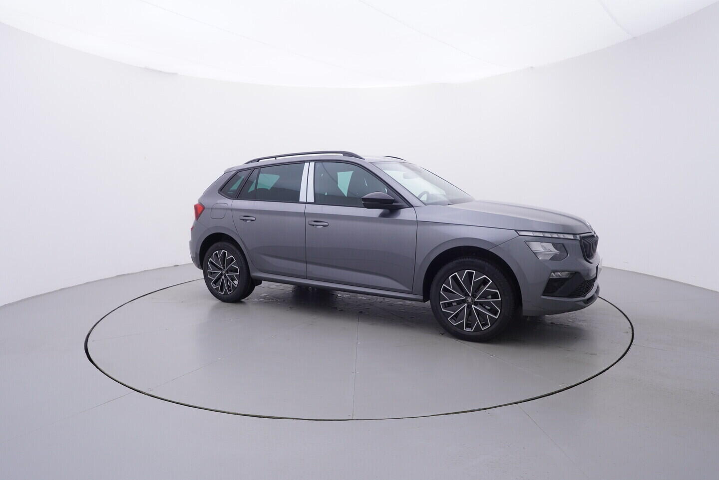 O611004499_16.webp_Kamiq Dynamic 1,0 TSI 85 kW 