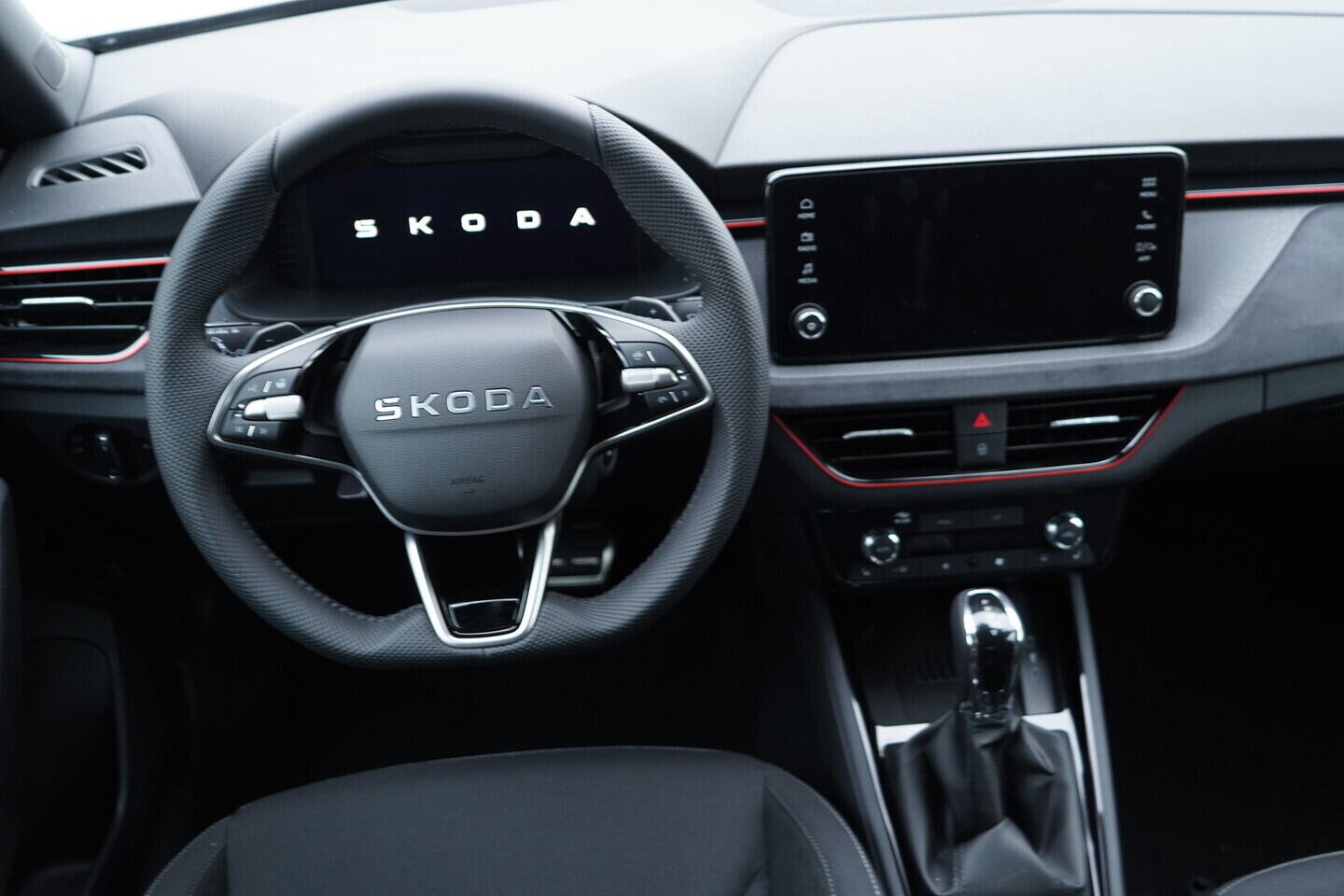 O611004499_19.webp_Kamiq Dynamic 1,0 TSI 85 kW 