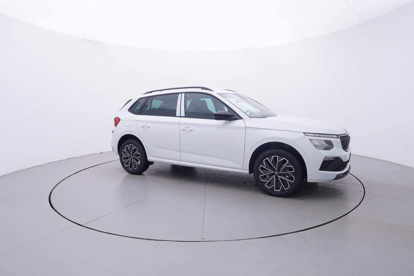 O611004502_16.webp_Kamiq Dynamic 1,0 TSI 85 kW 