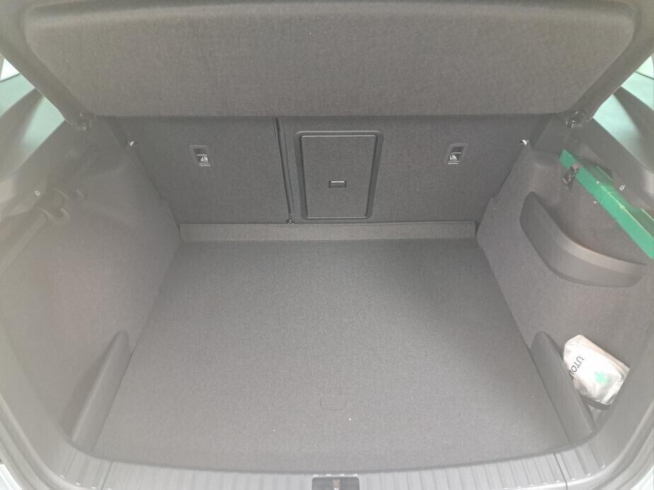 O611004528_15.webp_Karoq Top Selection 1,5 TSI 110 kW