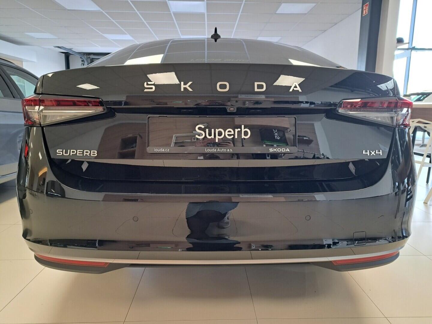 O611004618_14.webp_Superb L&K 2,0 TDI 142 kW 4x4