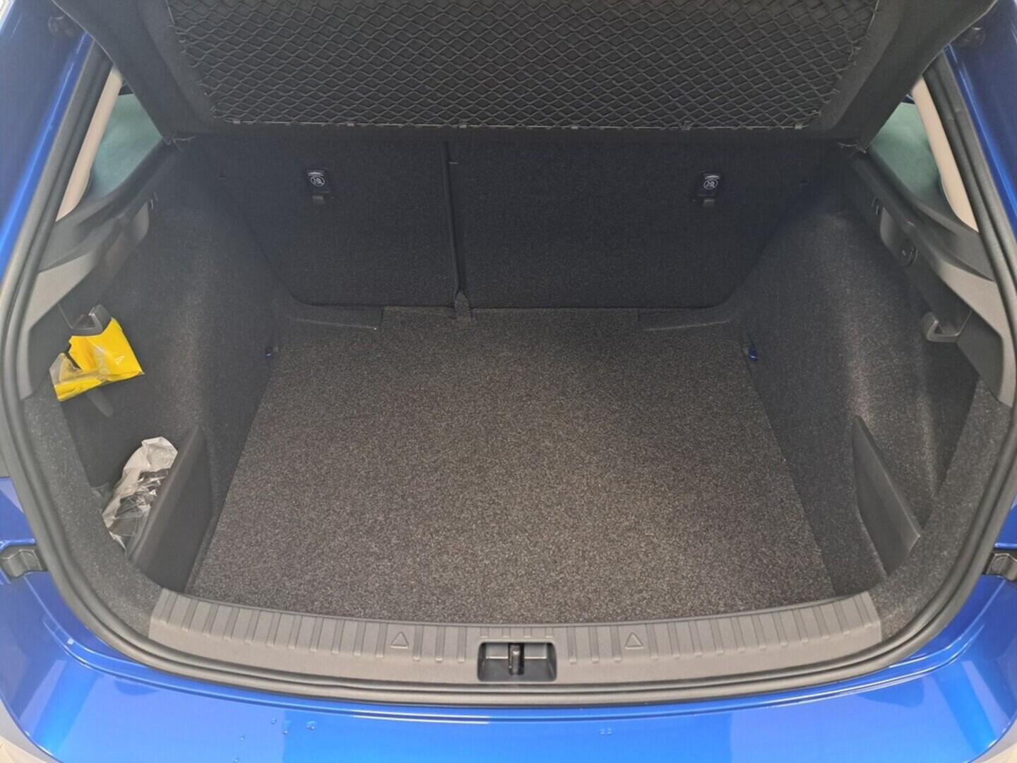 O611004621_15.webp_Scala Top Selection 1,0 TSI 85 kW 