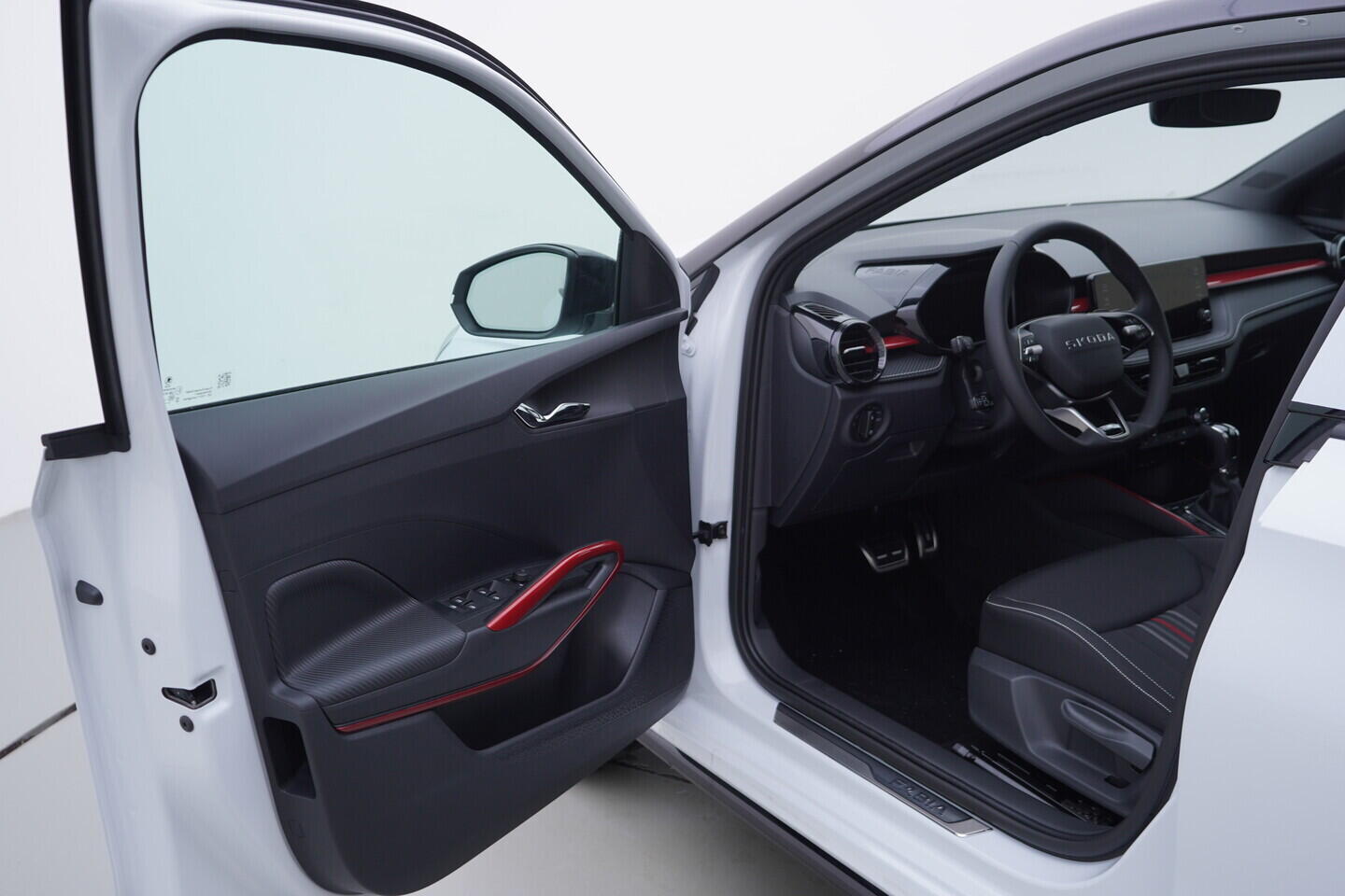 O611004669_18.webp_Fabia Monte Carlo 1,0 TSI 85 kW