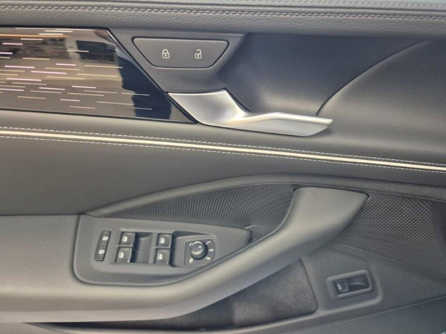 O621O03864_20.webp_Passat Elegance 2,0 TDI 110 kW
