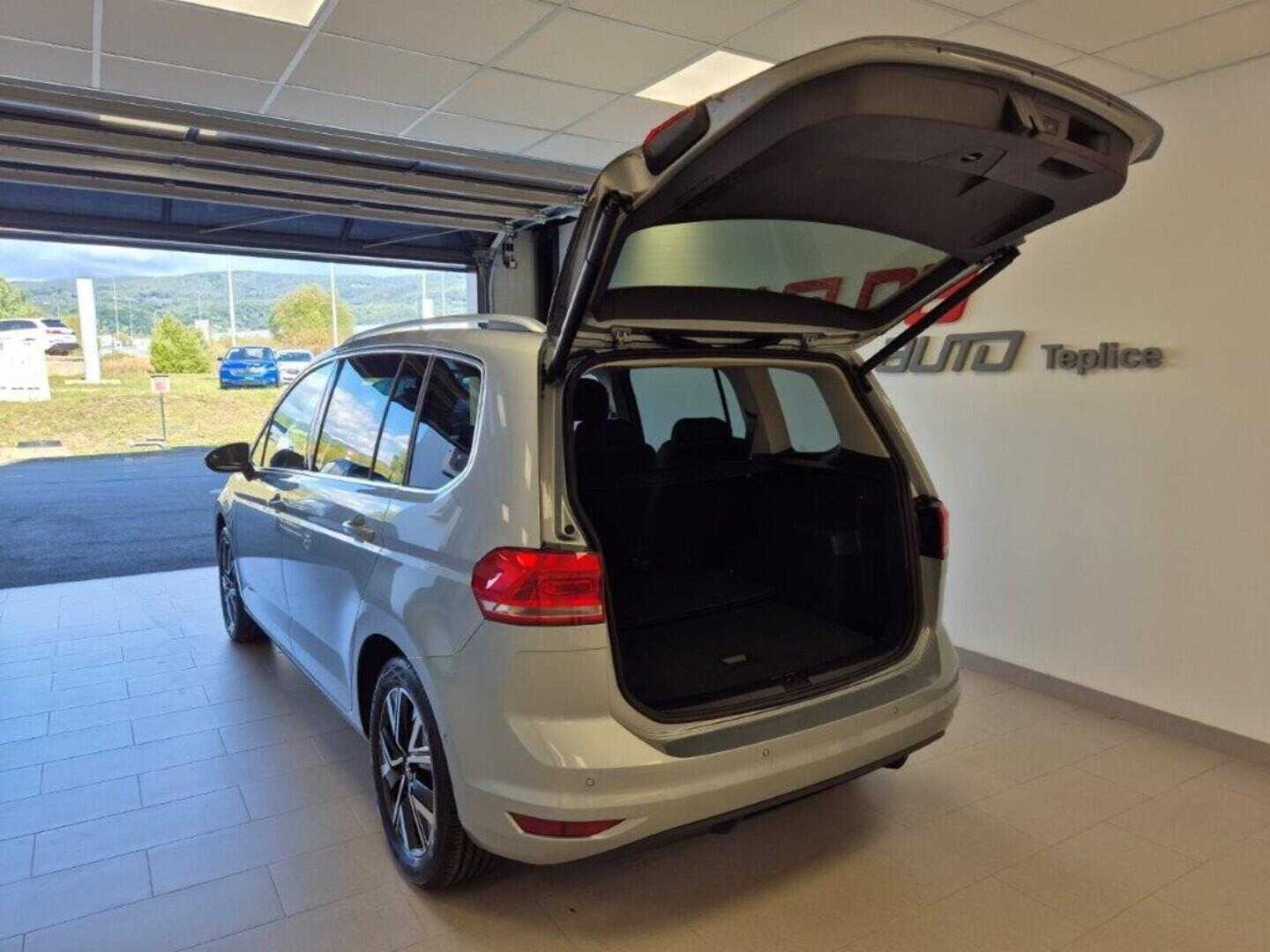 O621O03969_16.webp_Touran People 1,5 TSI EVO2 7DSG 110 kW