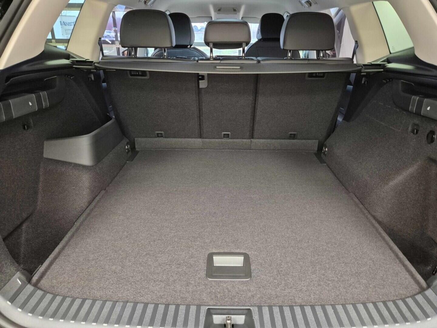 O621O04056_15.webp_Tayron People 1,5 eTSI mHEV 110 kW