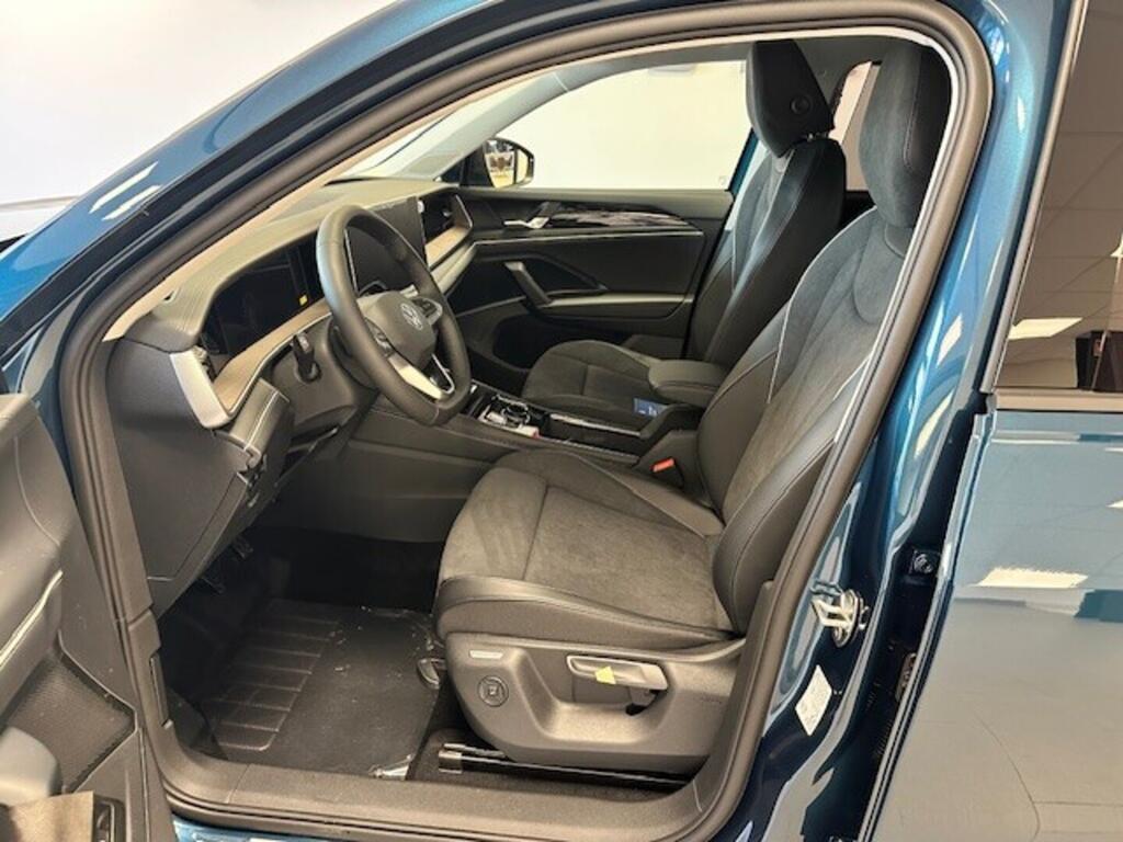 O621O04088_20.webp_Tayron Elegance  2,0 TDI 110 kW