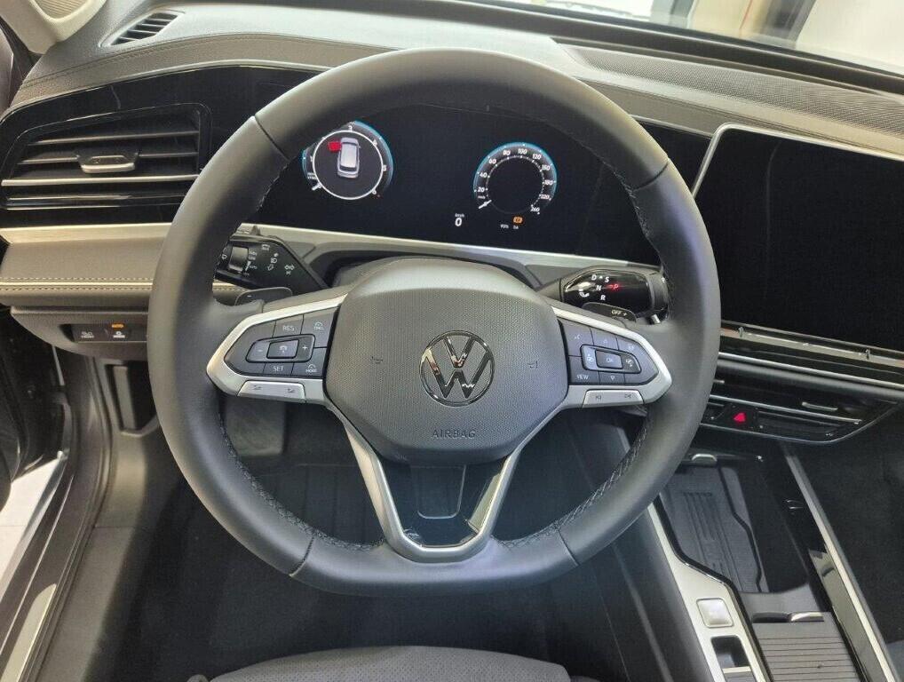 O621O04098_22.webp_Passat Elegance 2,0 TDI 110 kW  7 Automatická 110 kW