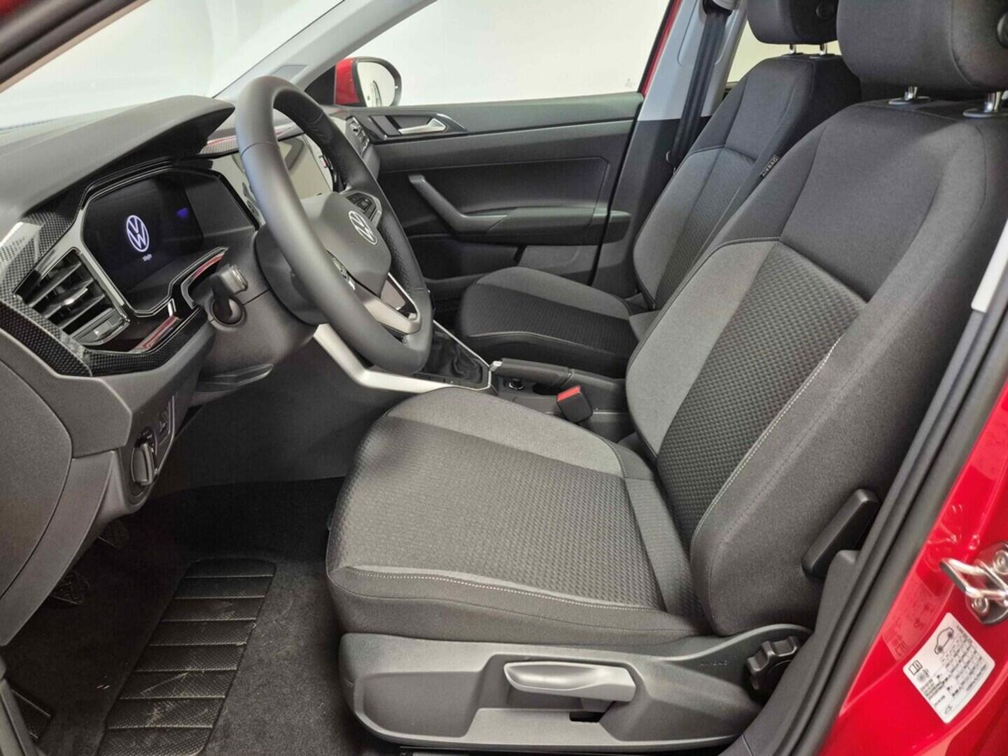 O621O04103_21.webp_Taigo People  1,0 TSI 85 kW