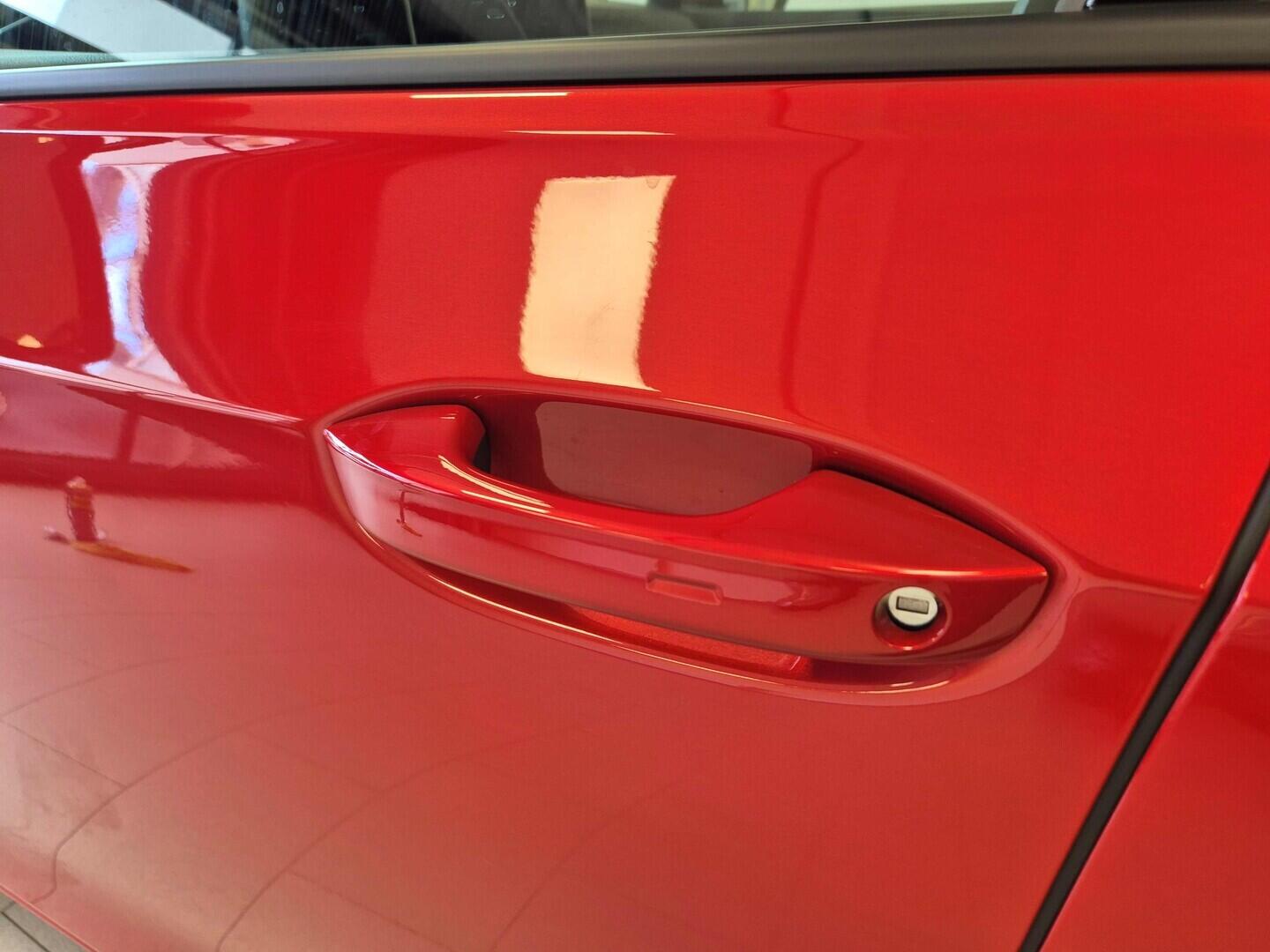 O621O04112_21.webp_Golf Variant People 1,5 eTSI 110 kW 7 DSG