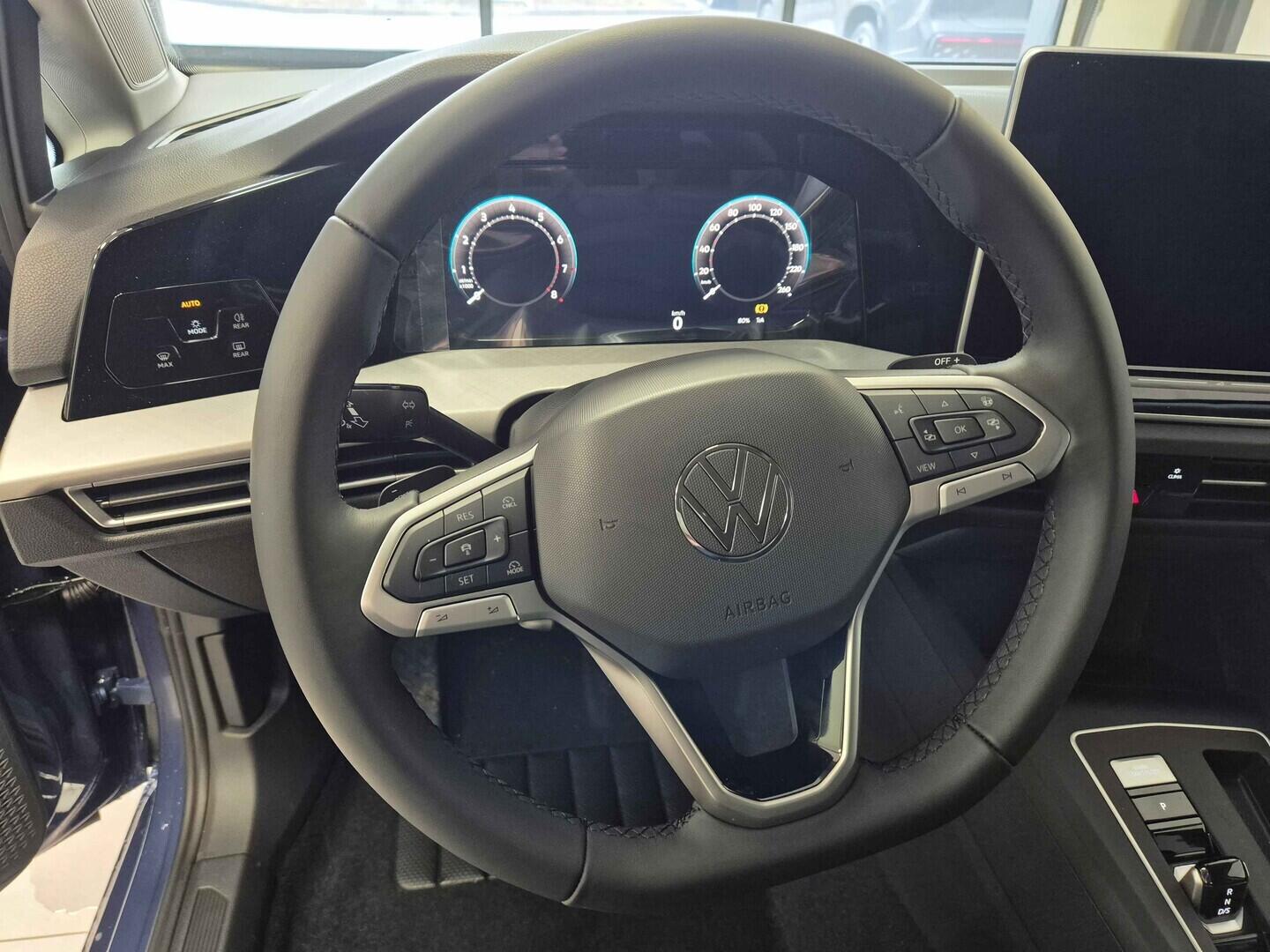 O621O04114_22.webp_Golf Variant People 1,5 eTS 85 kW 7 DSG