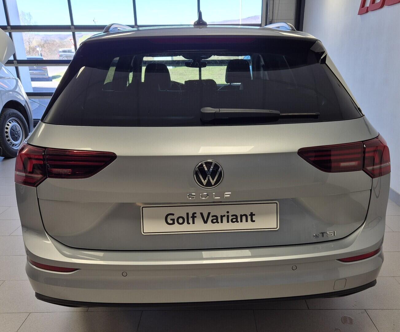 O621O04115_13.webp_Golf Variant People 1,5 eTS 85 kW 7 DSG