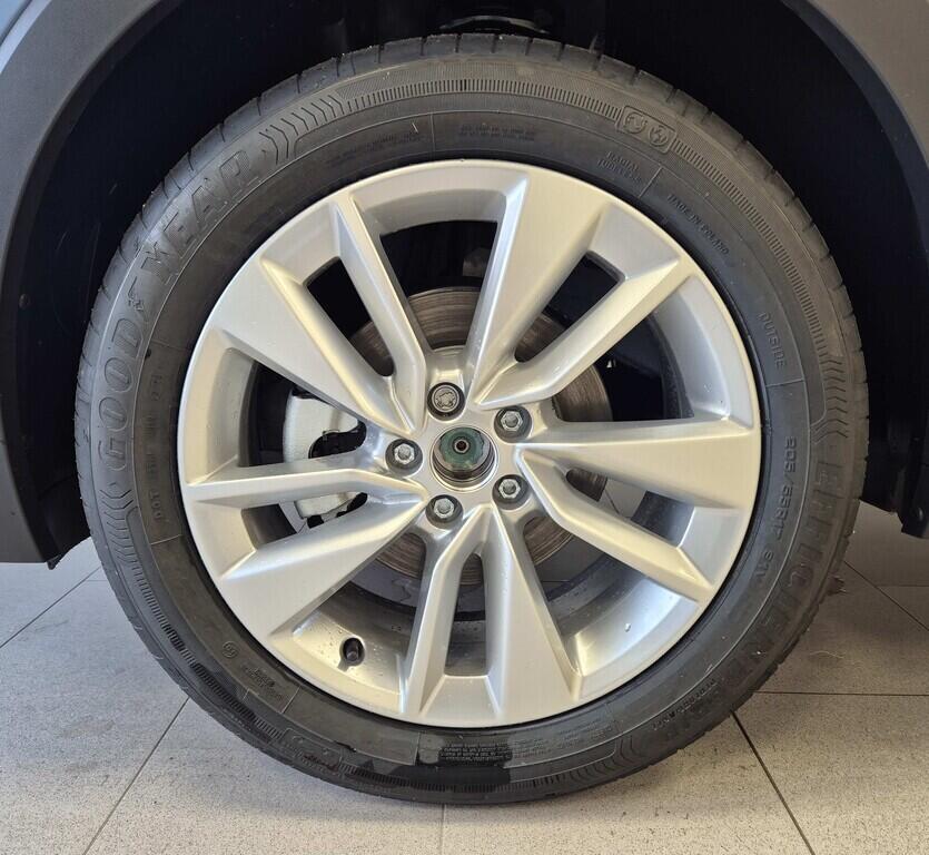 O621O04132_19.webp_T-Cross Friends  1.0 TSI 85 kW 7 DSG