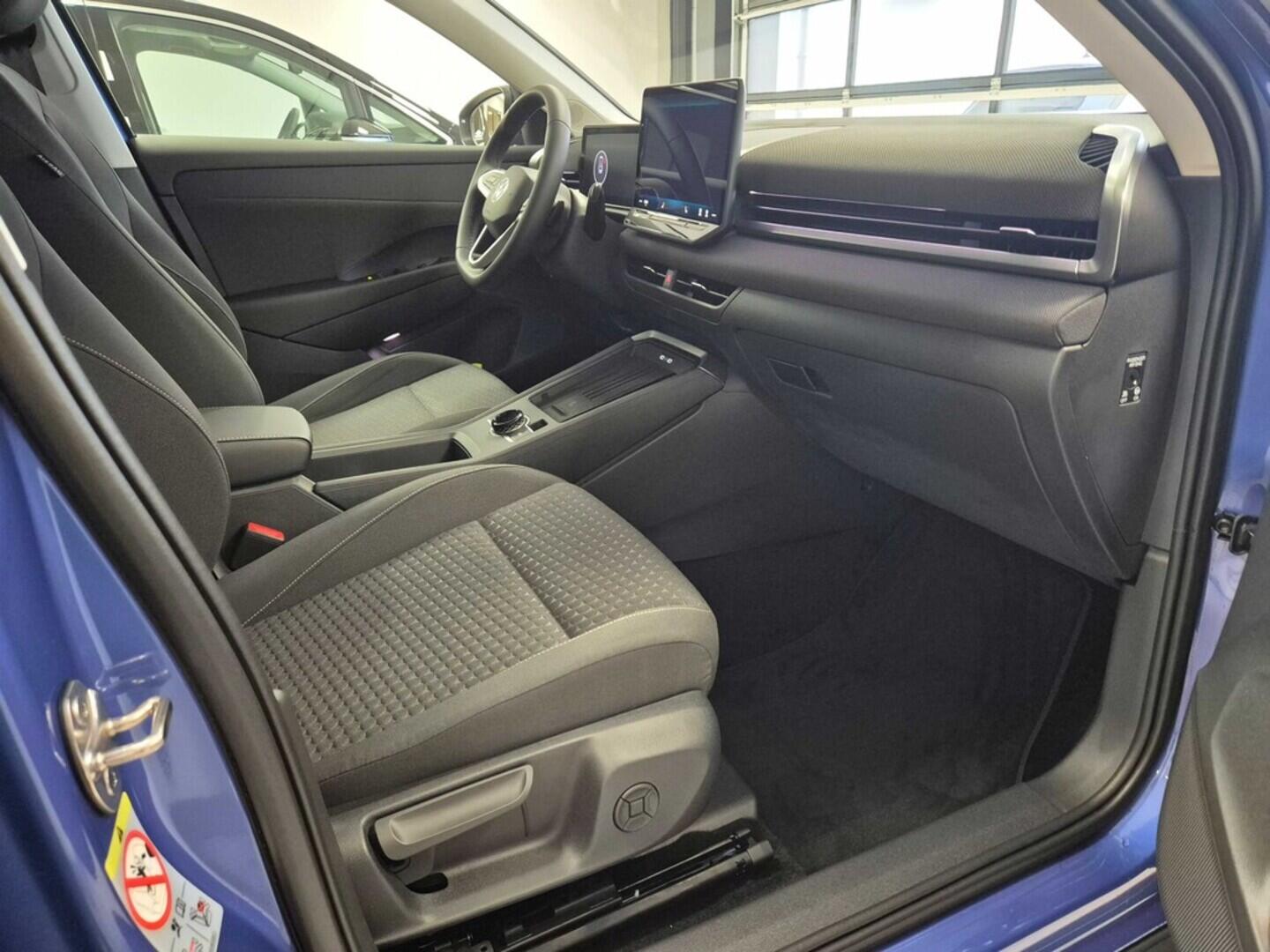 O621O04140_16.webp_T-Roc Life 1,5 eTSI 110 kW 7DSG