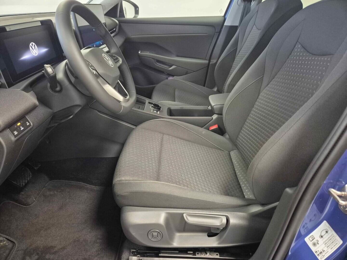 O621O04140_22.webp_T-Roc Life 1,5 eTSI 110 kW 7DSG