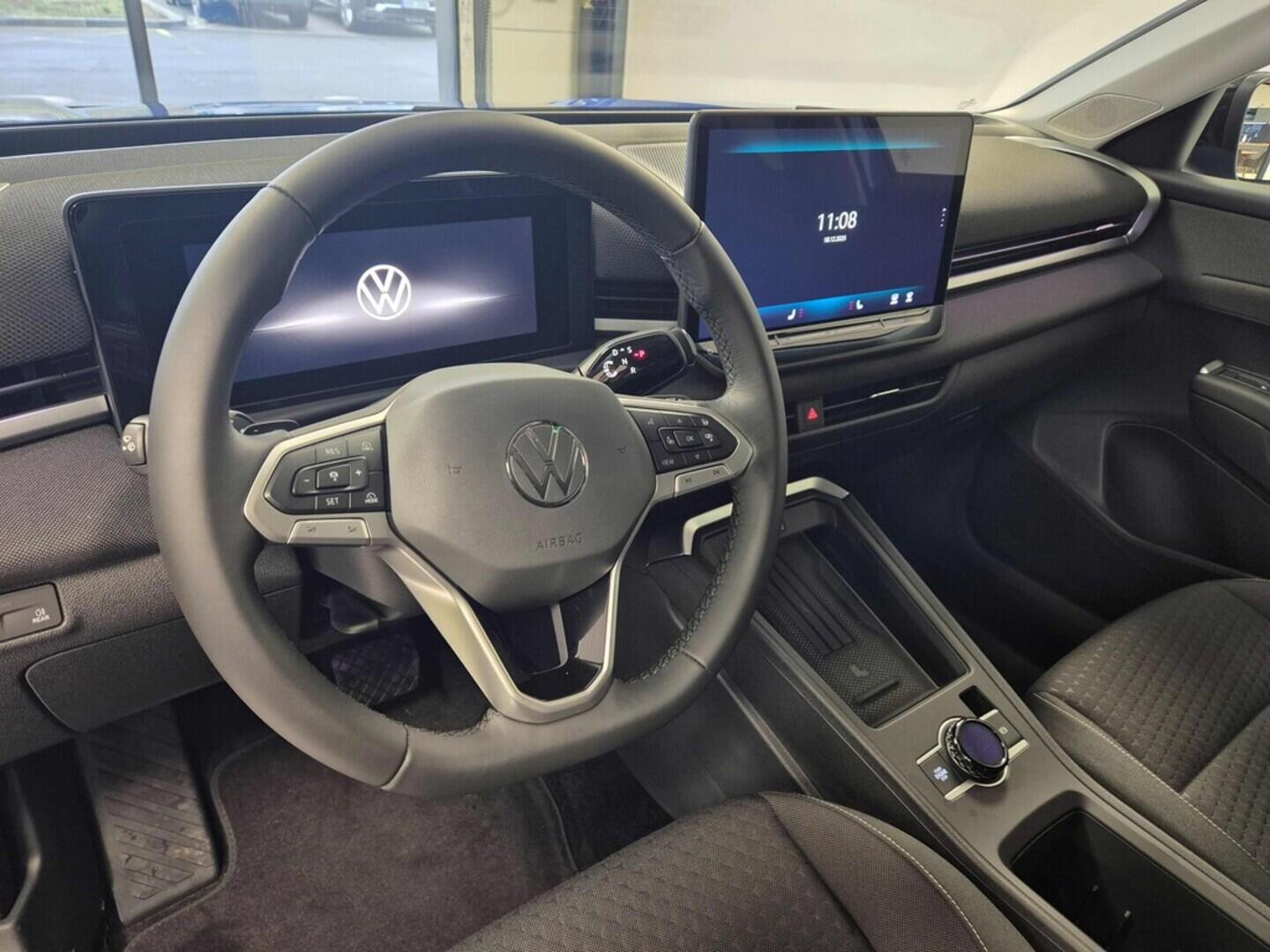 O621O04140_23.webp_T-Roc Life 1,5 eTSI 110 kW 7DSG