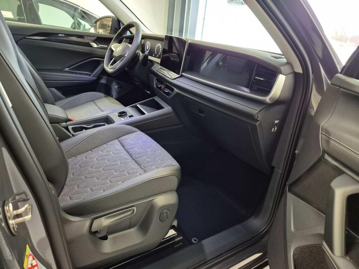 O621O04151_15.webp_Tayron People 1,5 eTSI mHEV 110 kW