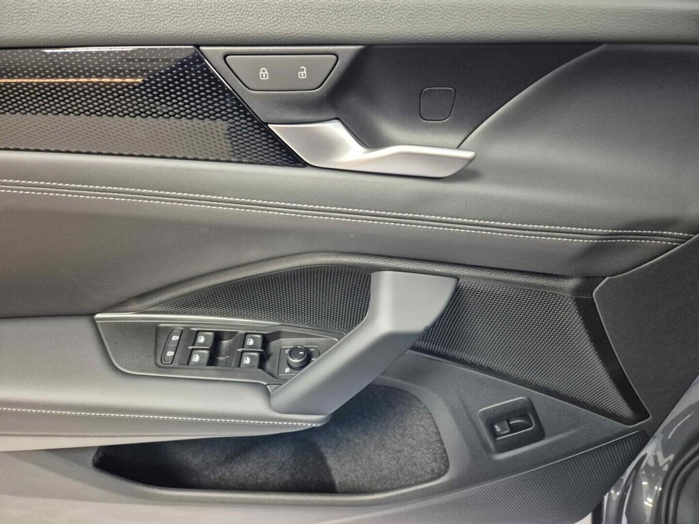 O621O04151_20.webp_Tayron People 1,5 eTSI mHEV 110 kW