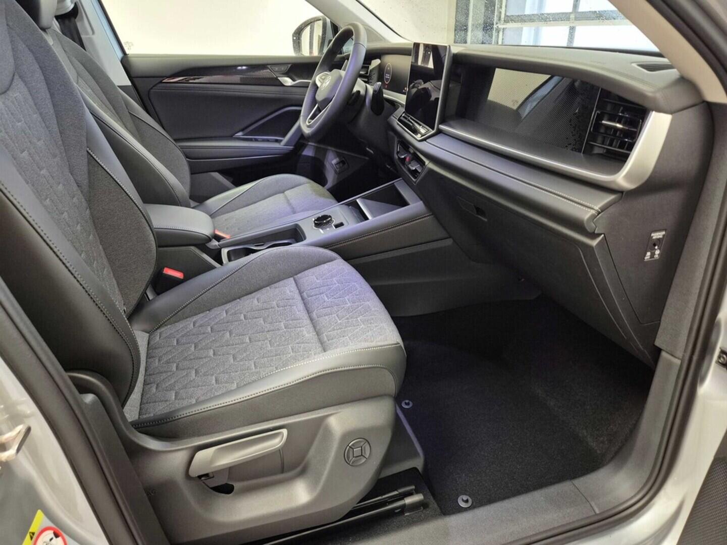 O621O04152_16.webp_Tayron People 1,5 eTSI mHEV 110 kW