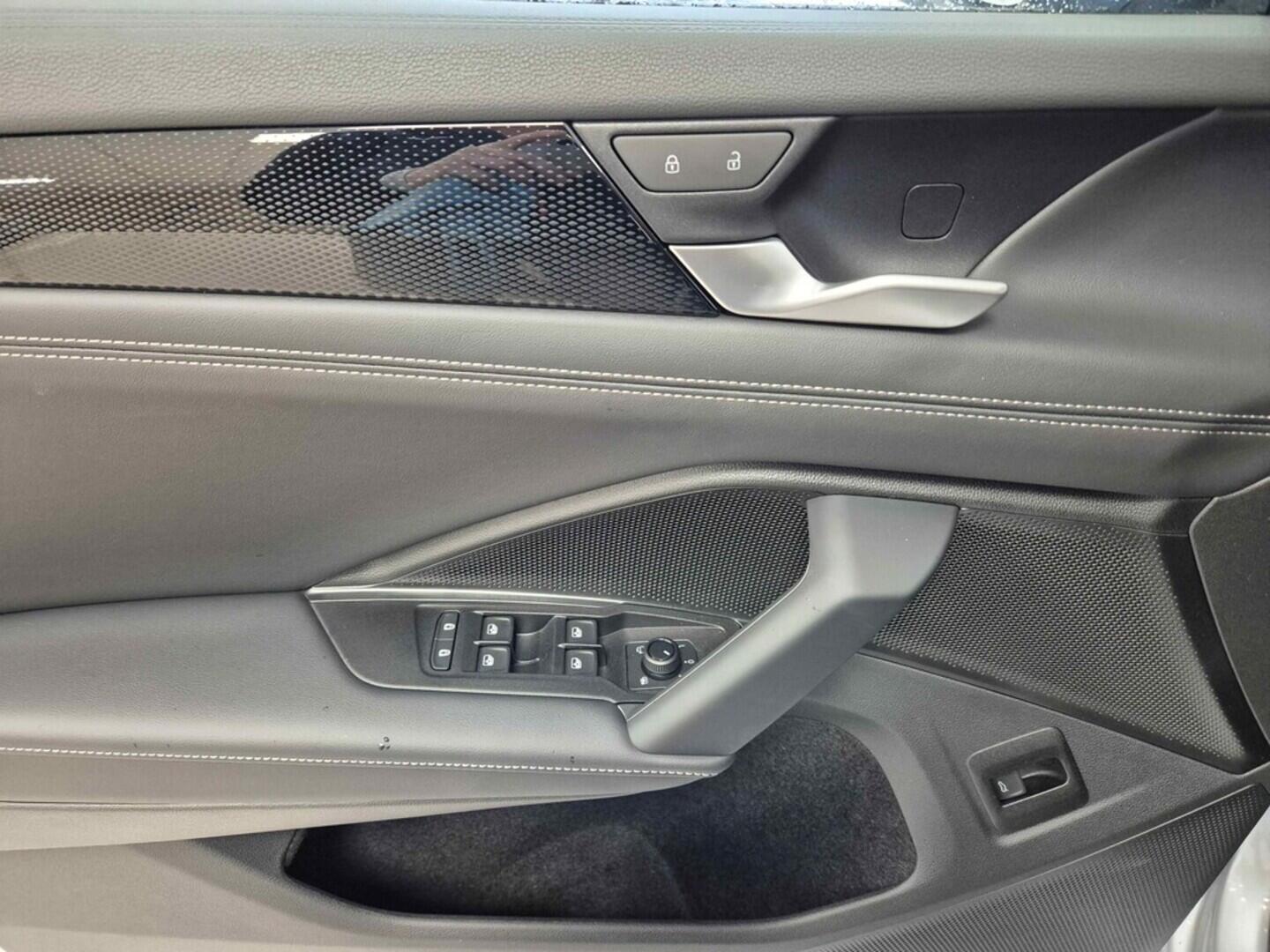 O621O04152_20.webp_Tayron People 1,5 eTSI mHEV 110 kW