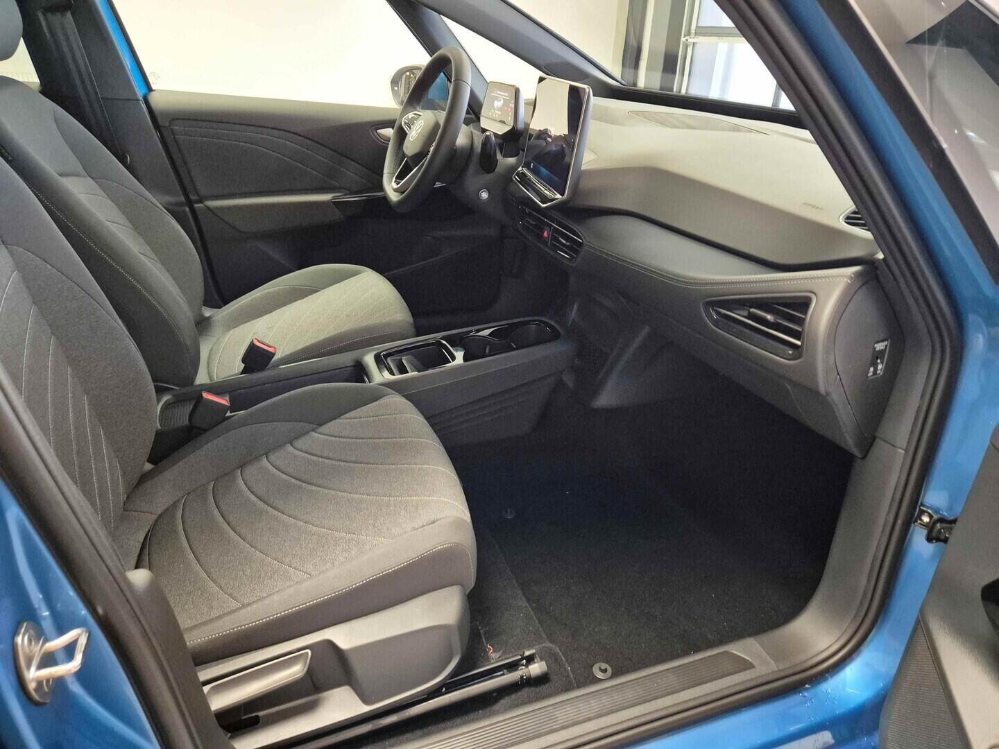 O621O04165_16.webp_ID.3 Pro People 150 kW, 59 kWh  kW