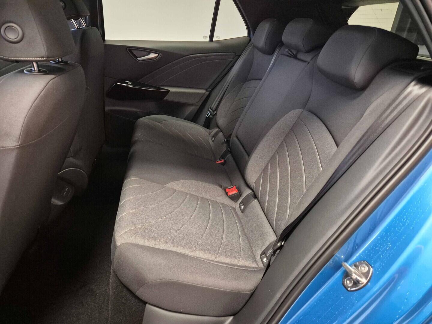 O621O04165_17.webp_ID.3 Pro People 150 kW, 59 kWh  kW