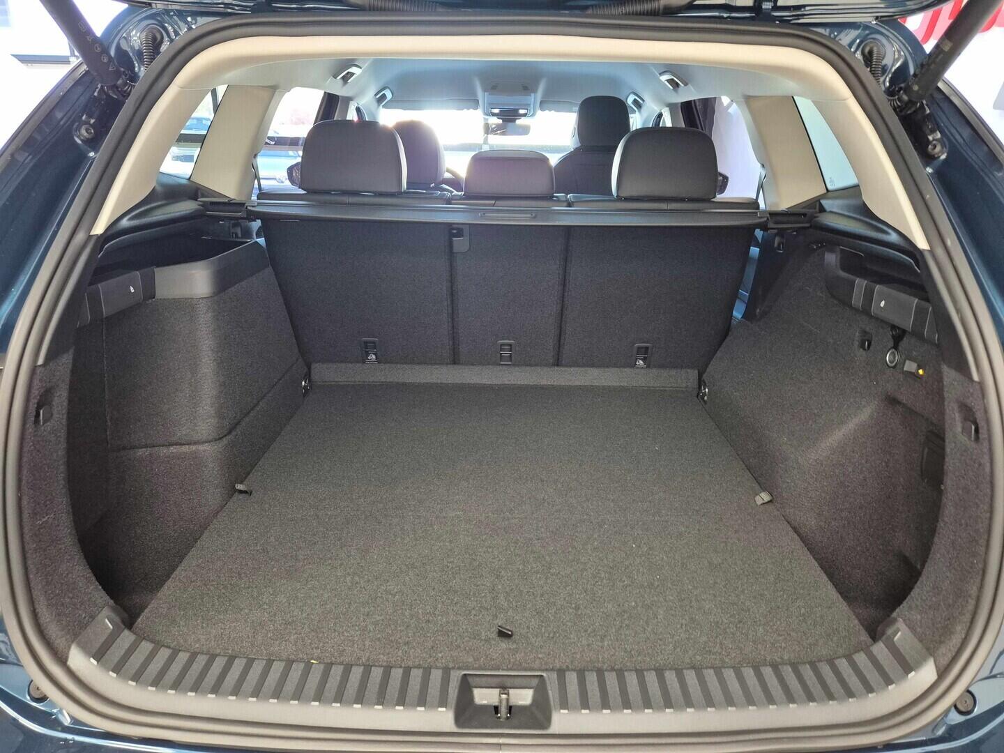 O621O04168_14.webp_Tayron People 1,5 TSI 150 kW eHybrid  kW