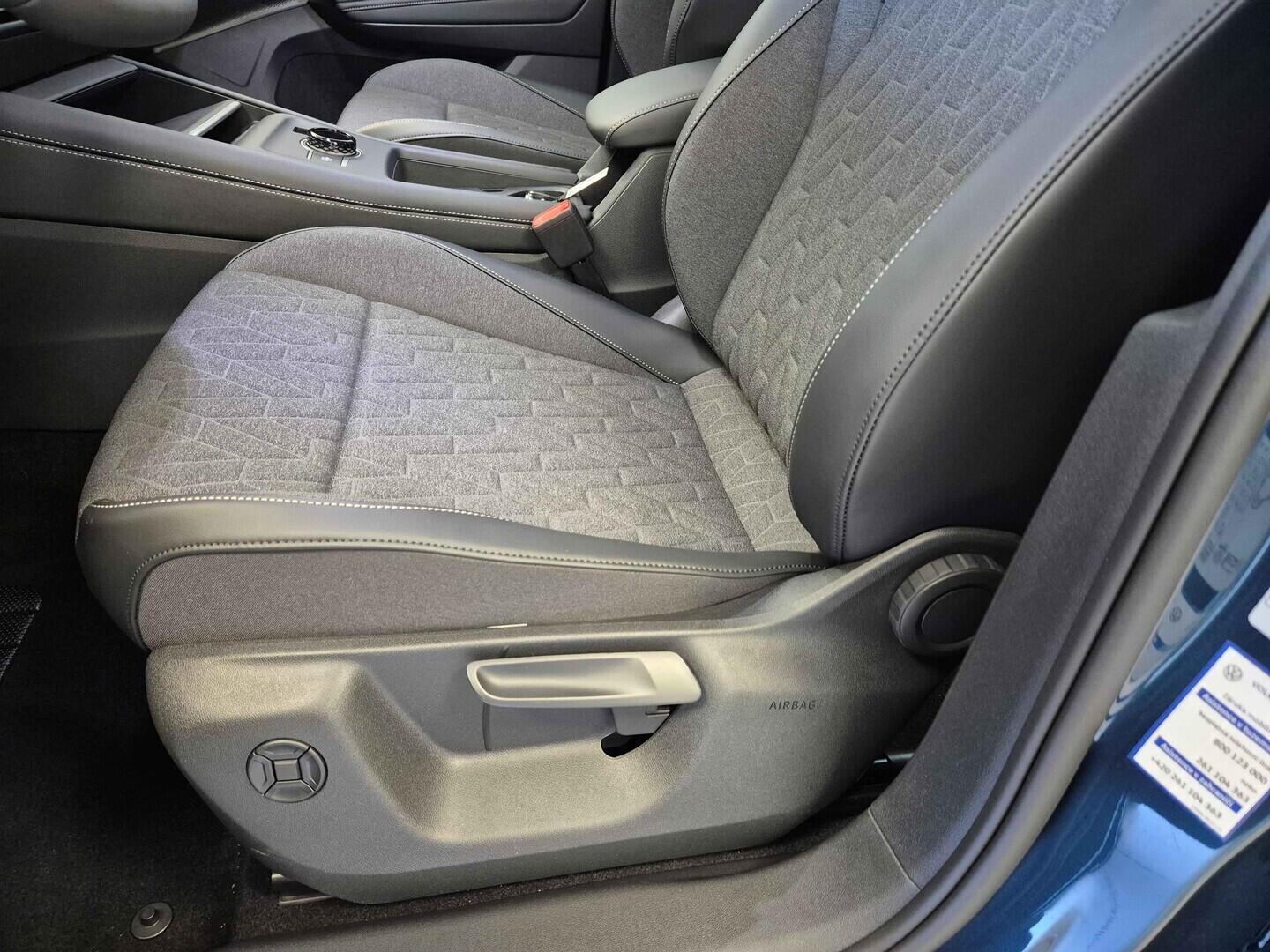 O621O04168_23.webp_Tayron People 1,5 TSI 150 kW eHybrid  kW