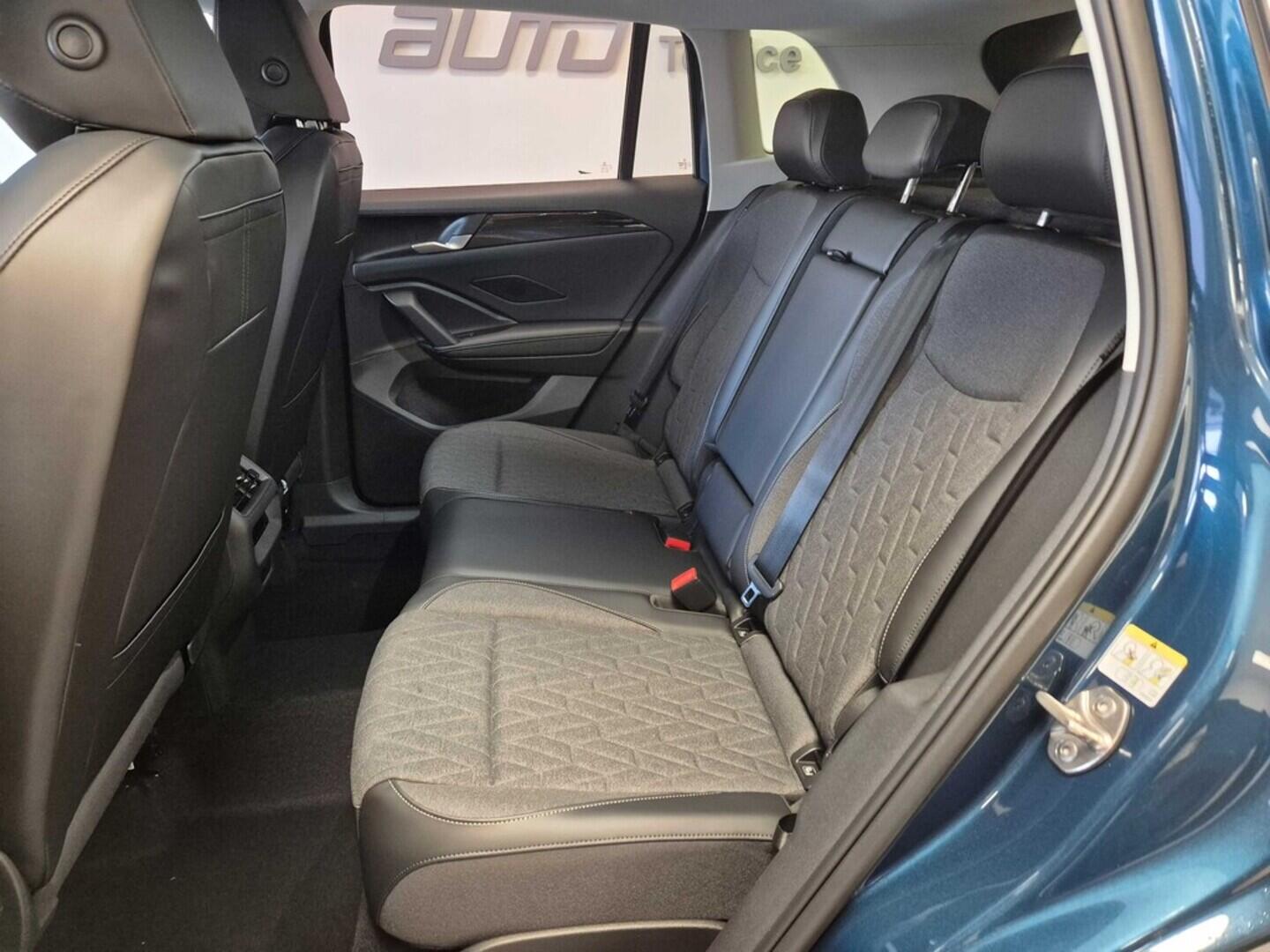 O621O04170_16.webp_Tiguan People 1,5 eTSI mHEV 110 kW 7 DSG