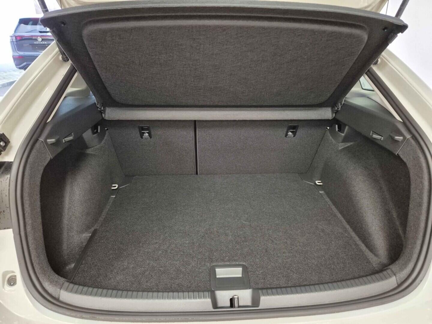 O621O04177_15.webp_Taigo Friends 1,5 TSI 110 kW 7 DSG