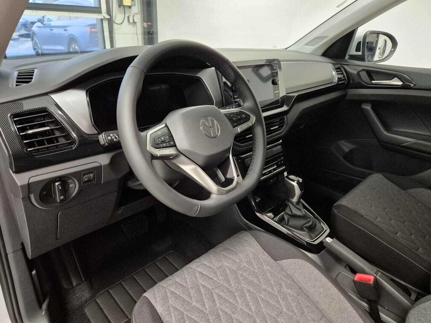 O621O04192_19.webp_T-Cross Friends  1.0 TSI 85 kW 7 DSG