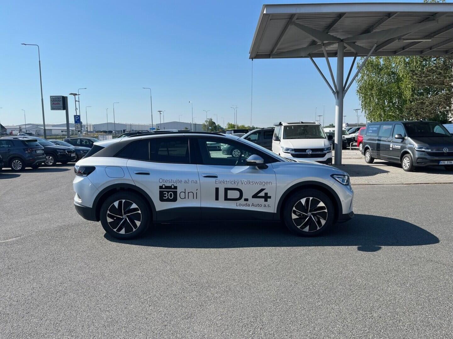 O621O04194_13.webp_ID.4 Pro People 4M 210 kW, kap.77 kWh