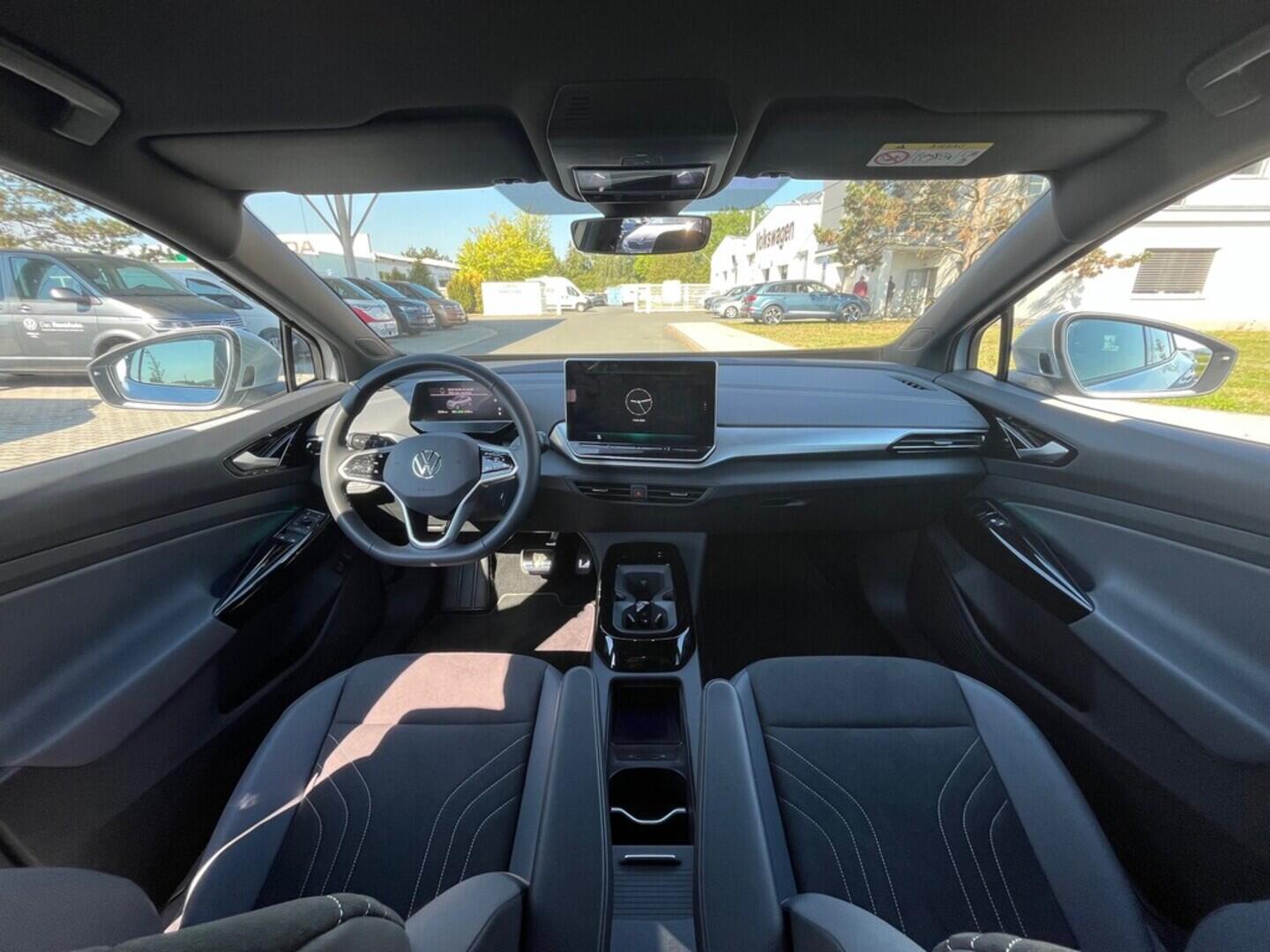 O621O04194_19.webp_ID.4 Pro People 4M 210 kW, kap.77 kWh