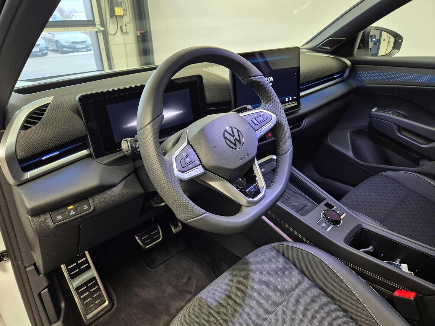 O621O04211_22.webp_T-Roc R-Line 1,5 eTSI 7DSG 110 kW