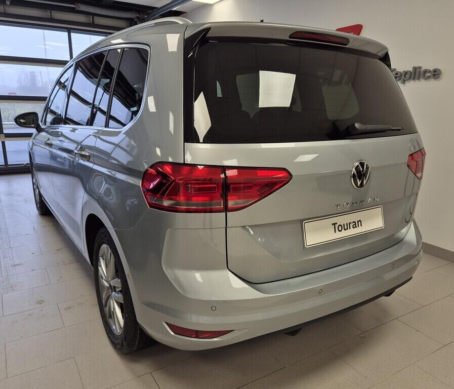 O621O04212_13.webp_Touran Friends 1,5 TSI EVO2 7DSG 110 kW